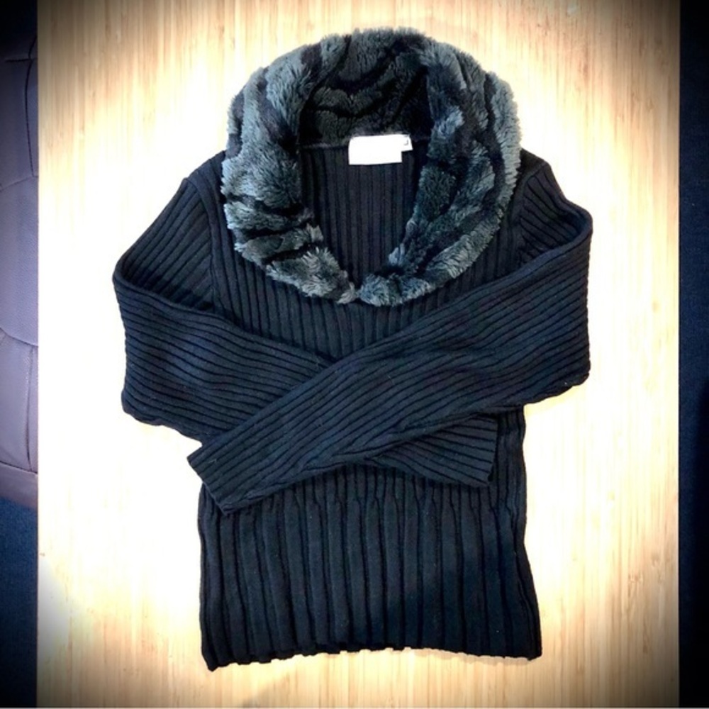 Faux Fur Neck Knit Sweater Retro Winter Top womens Medium / Large
